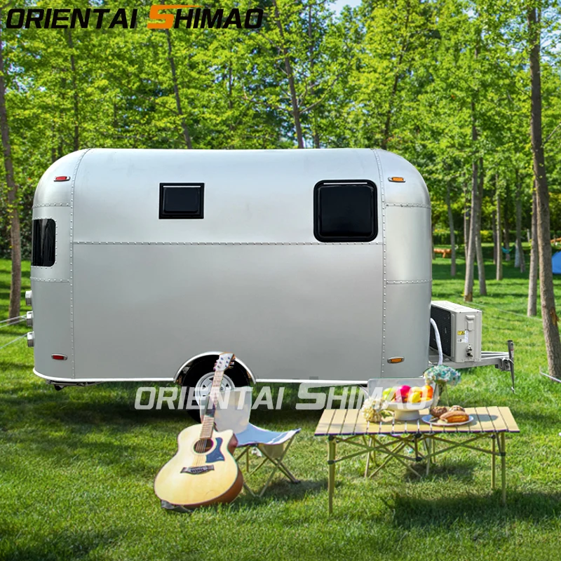 Lelungan piyambak karo trailer camper rv